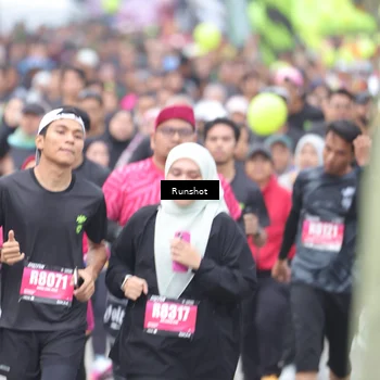 Runner Photo 5593698