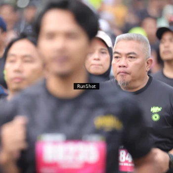 Runner Photo 5593719