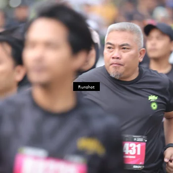 Runner Photo 5593725