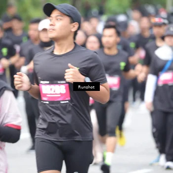 Runner Photo 5593800