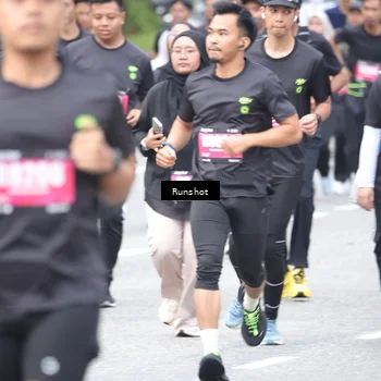 Runner Photo 5593817