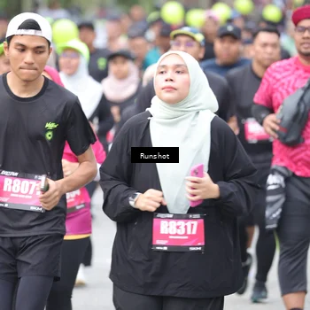 Runner Photo 5593825