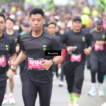Runner Photo 5593873