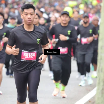 Runner Photo 5593874