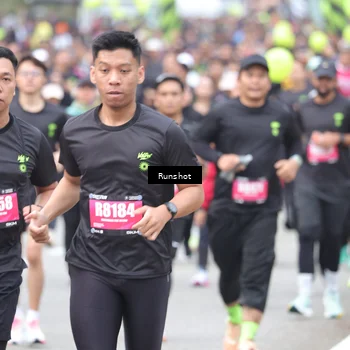 Runner Photo 5593875