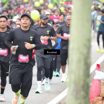 Runner Photo 5593896