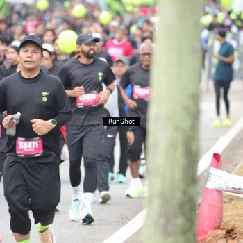 Runner Photo 5593904