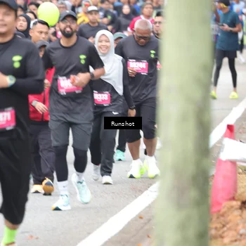 Runner Photo 5593927