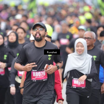 Runner Photo 5593946