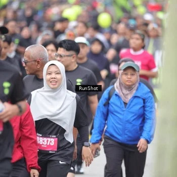Runner Photo 5593967
