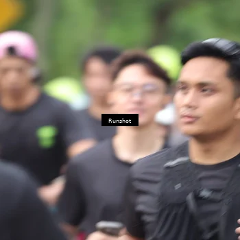 Runner Photo 5594005