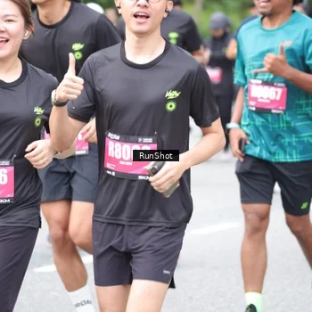 Runner Photo 5594046