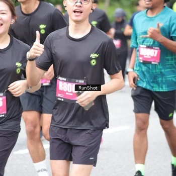 Runner Photo 5594047