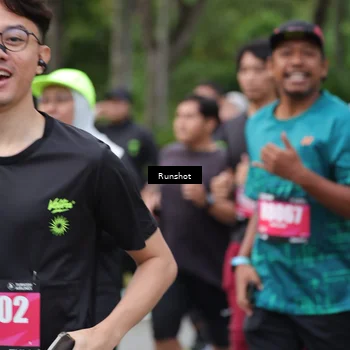 Runner Photo 5594057
