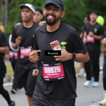 Runner Photo 5594101