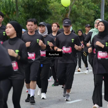 Runner Photo 5594125
