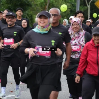 Runner Photo 5594202