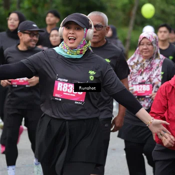 Runner Photo 5594211