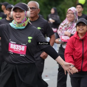 Runner Photo 5594225