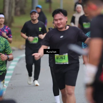 Runner Photo 5594409