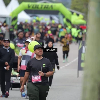 Runner Photo 5594518