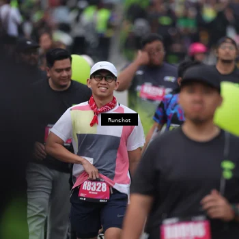 Runner Photo 5594572