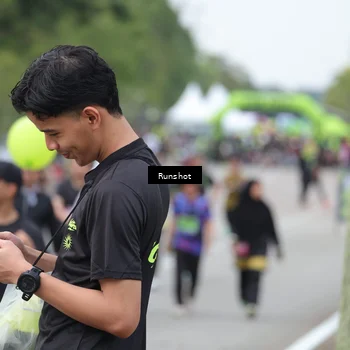Runner Photo 5594617