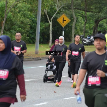 Runner Photo 5594640