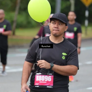 Runner Photo 5594664