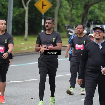 Runner Photo 5594677