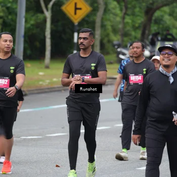 Runner Photo 5594678