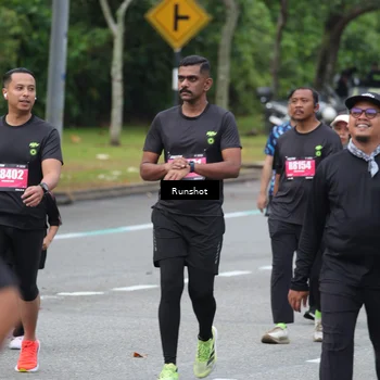 Runner Photo 5594681