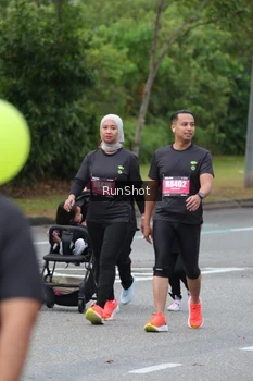 Runner Photo 5594689