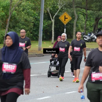 Runner Photo 5594691