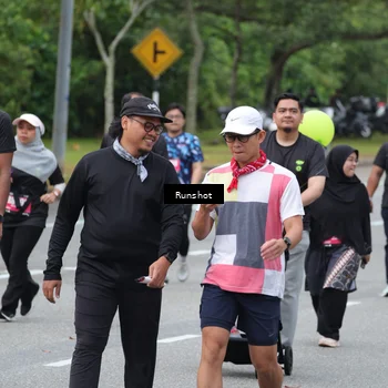 Runner Photo 5594715