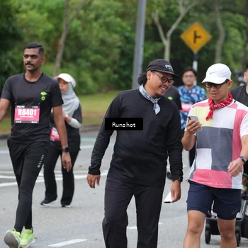 Runner Photo 5594725