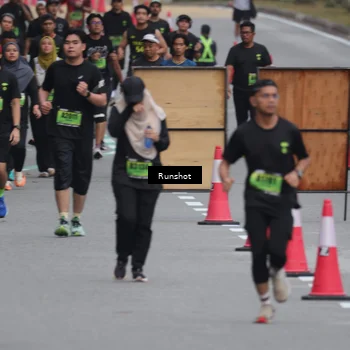 Runner Photo 5594996