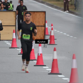 Runner Photo 5595010