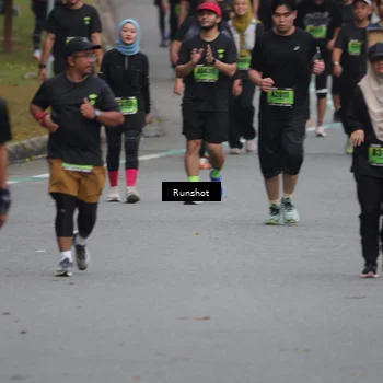 Runner Photo 5595045