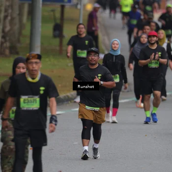 Runner Photo 5595071