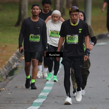 Runner Photo 5595100