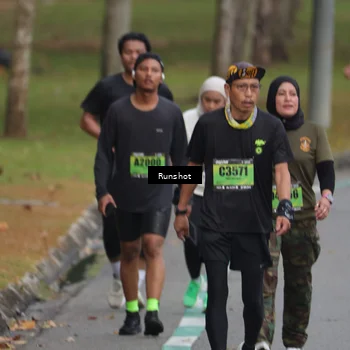 Runner Photo 5595139