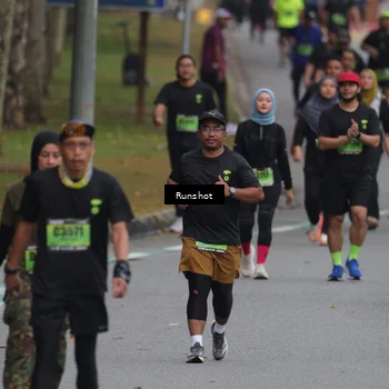Runner Photo 5595142