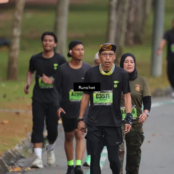 Runner Photo 5595153
