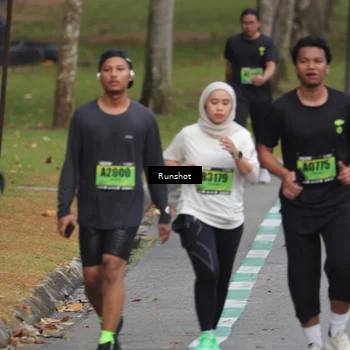Runner Photo 5595264