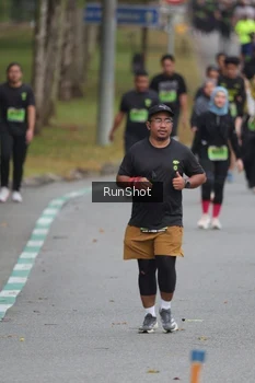 Runner Photo 5595323