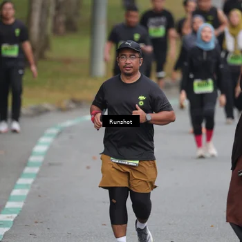 Runner Photo 5595335