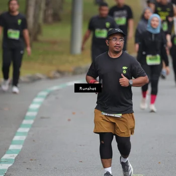 Runner Photo 5595345