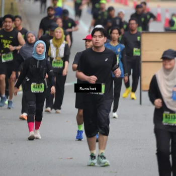 Runner Photo 5595373