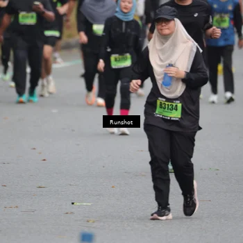 Runner Photo 5595423